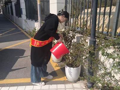 /Users/zero2/Desktop/雷锋月图文/植树/5.jpg5