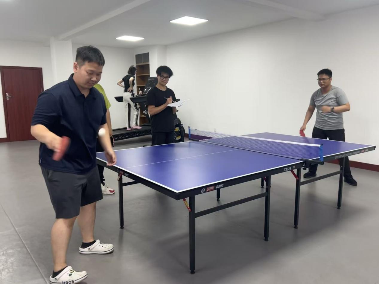 臧浩云VS史一凡