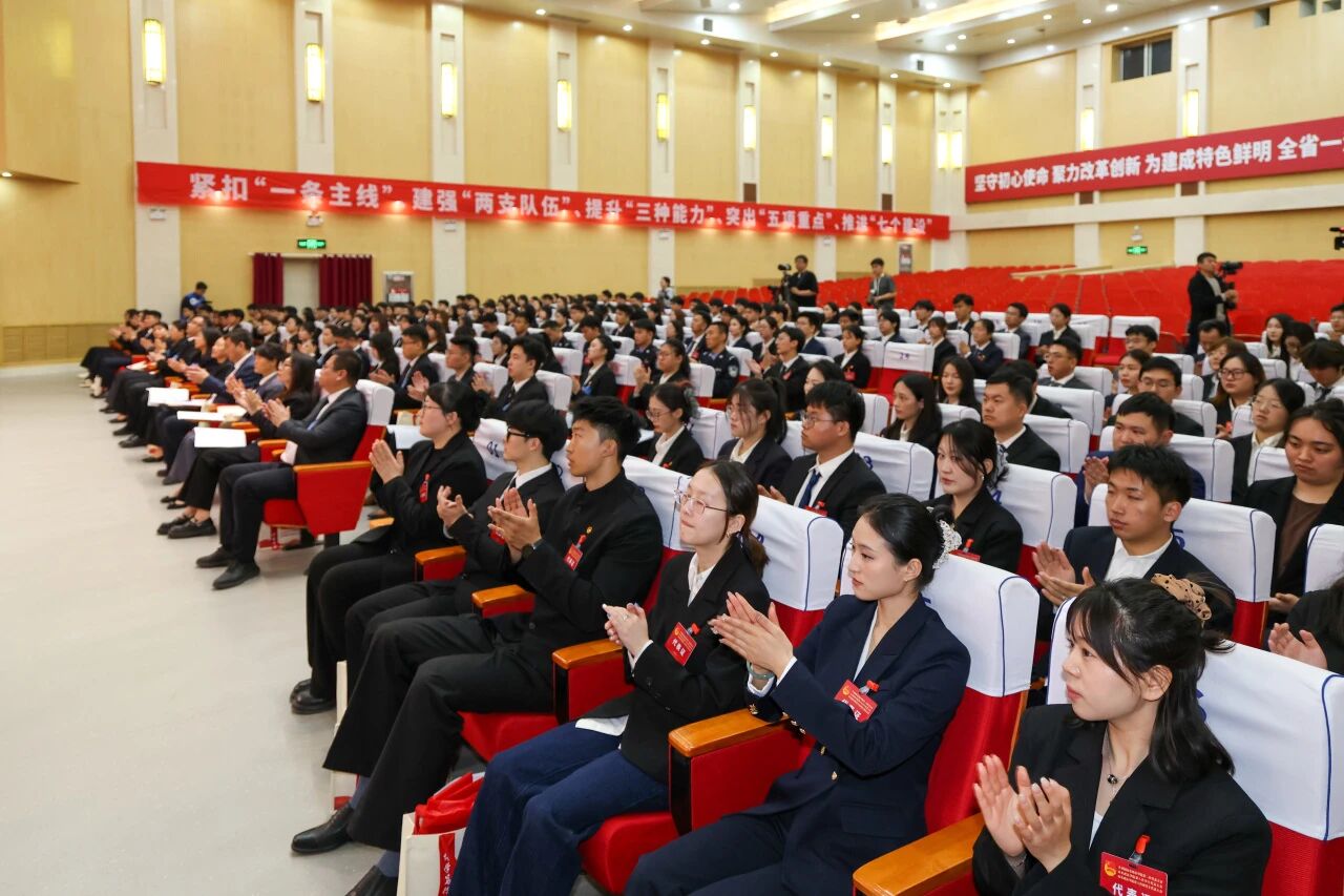 792c8bc641a3c5fe97c1304ece9a906f